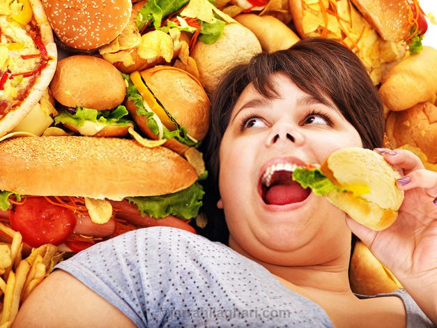 مصرف فست فود یک علت چاقی است 